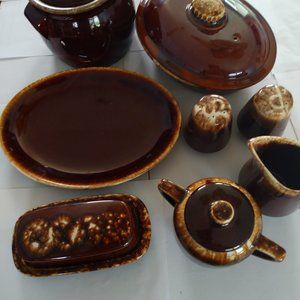 Hp and CO brown dish set